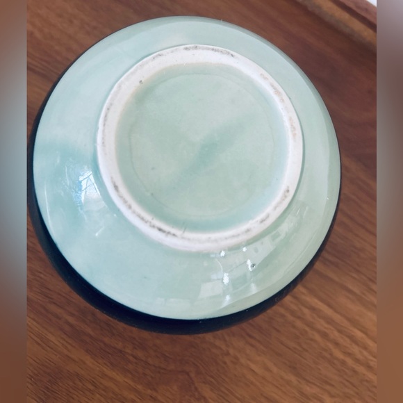 Vintage Japanese Dark & Light Green Glaze Ginger Jar | Mid Century | Minimalism - Picture 5 of 6